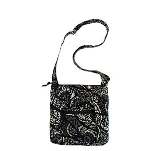 Vera Bradley Essential Mailbag Quilted Crossbody Bag Paisley Noir Front Flap (B)